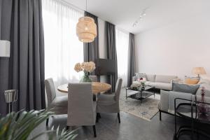 Suite Nr 3 - J26 LUXURY APARTMENT, Jauniela 26 Old Riga - Great View & Top Location - 2 Bedrooms - 80 m2
