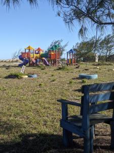 Casa em Tramandaí - 150m do Mar, Ar Cond, Churrasqueira e Wi-fi