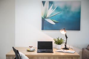 Phils Place on Airlie