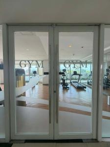 One Madison Relax and Chill