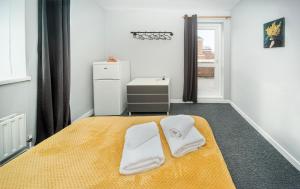 1 of 5 Room Cozy, spacious and modern in Camden Town