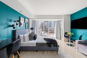 Chic Downtown Studio Near Eaton Centre & Transit