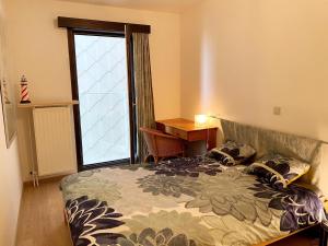 Waveside Corner Apartment, cleaning included