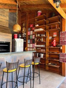 SPA Rossett em Itapoá - Luxo e conforto c piscina, hidromassagem e cromoterapia, p 22 pessoas!