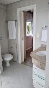 Amplo Apartamento em Jurerê Internacional