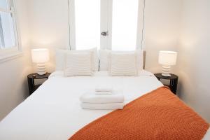 Modern 3BR Glebe Terrace w BBQ & Pet Friendly