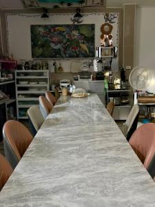 Lee Red House Homestay