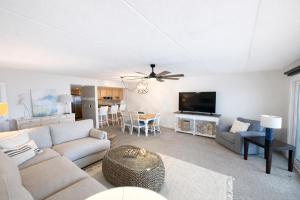 Beachfront Condo with Sunrise Views, Pool, & Beach