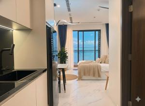 BedKing Beverly VIP Luxury