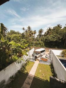 Nirvana Surf Retreat - Kabalana