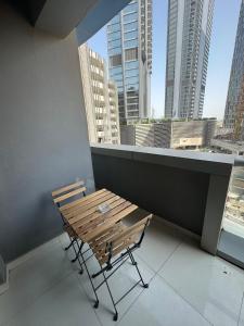 Damac Maison mall street