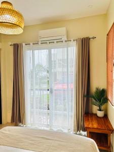 Cozy Camaya Coast Beach Villa with Roofdeck & FUN