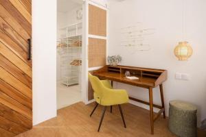 Serene Jungle View 1 BR Home in Nature Ubud