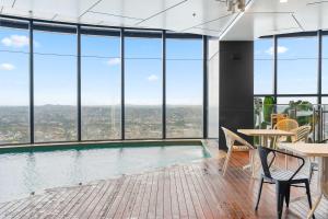 Central Luxurious 1 Bed Apartment