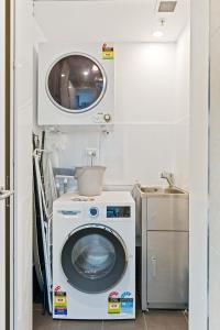 Central Luxurious 1 Bed Apartment