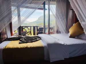Chill Wood Resort