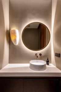 Luxury 3 bed beachside villa with cold plunge pool, rooftop & designer furniture