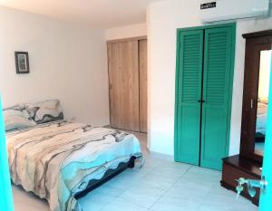 3-bedroom apartment, Barceló area, close to the sea