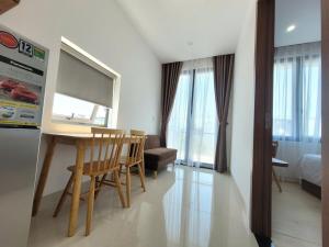 2 Bedroom Apartment - Near the Sea - An Thuong Area