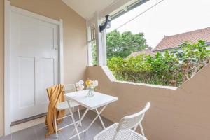 Well-Located Single Room Near Eastwood Station - Shared Bathroom and Kitchen