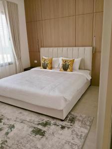 Private designer pool villa in a prime location