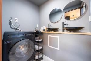 USJへ9分 ベッド4台 寝室2つ デザインされた一軒家 tektek