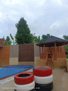 Rumah kayu cikareo Antonio montoe