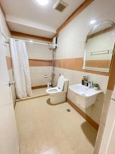 Studio Unit at Pearl of The Orient Tower in Front of US Embassy