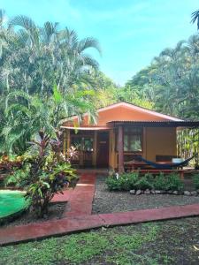 Corozalito Turtle Lodge