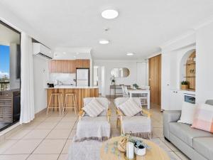 Two Bedroom Apartment with Ocean and River Views Walk to Beach