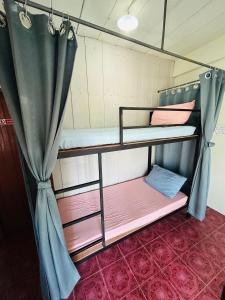 The Dreamcatcher Hostel Nathon SamuiSunset