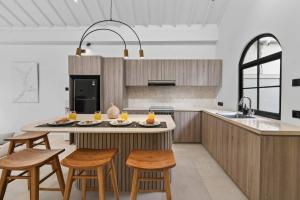 Villa Ladam 2BR Cottage Private Pool In Berawa