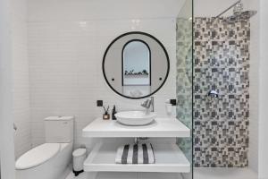 Villa Ladam 2BR Cottage Private Pool In Berawa