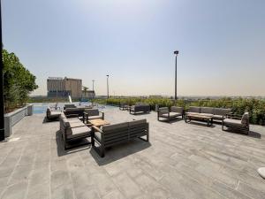 Frank Porter - Prive Residence