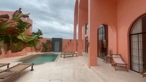 House Of Lucky Seseh