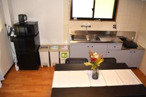 Spacious Private Apartment near Kyocera Dome with Free WiFi