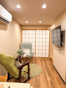 Momotani Entire house for 5 people 4 min walk from Teradacho Station Direct to USJ Osaka Don Quixote 5 min Balcony Washing machine Convenient supermarket 3 min