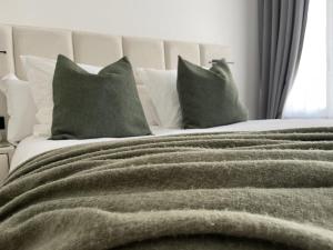 Beautiful condominium with jacuzzi