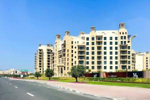 Asayel Apartments