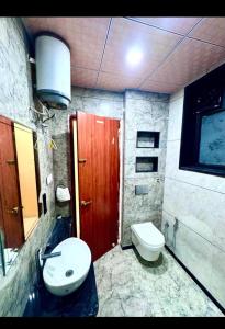 Hotel Dinanath - होटल दीनानाथ Khatoo