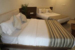 HOTEL RAJPATH Inn