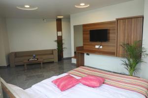 HOTEL RAJPATH Inn