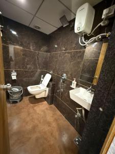 Hotel secure inn saroli