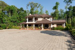 SaffronStays Coffeeshire