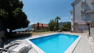 Apartman Max by Villas Guide