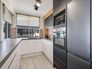 Aurora Pacific Unit 12