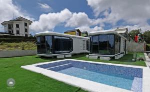 Windy Peak Tagaytay - Cabin & Capsule House