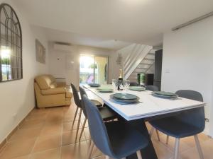 Villa 8, La Palmeraie, Village Naturiste, Cap dAgde