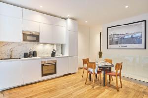 Modern Apartement Center of Paris Montmartre