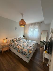 Modern apartment with pool, 5 minutes from the beach